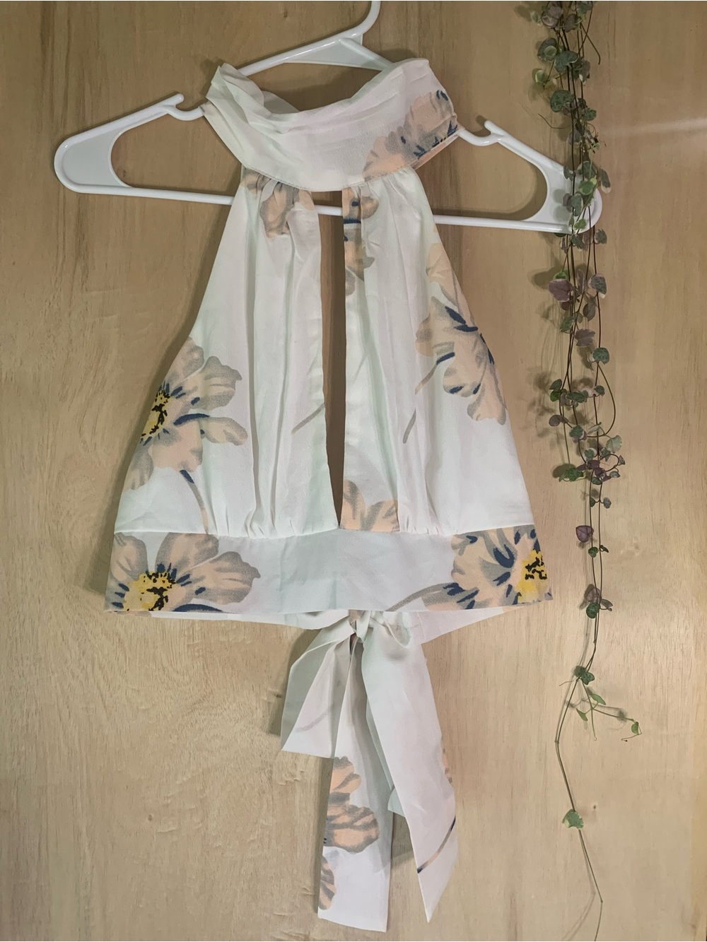 Women’s Small White Floral Halter Crop Top with Open Lace Tie Back